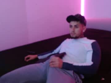 Liiam_2 Chaturbate stream image from January 16, 2025