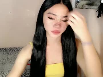Mama_Loves_U Chaturbate stream image from January 16, 2025