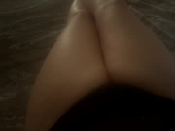 Sexy_Milfy69 Chaturbate stream image from January 16, 2025
