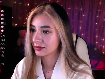 Darlabelle Chaturbate stream image from January 16, 2025