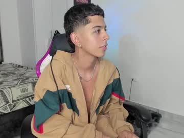 Gomez_M Chaturbate stream image from January 16, 2025