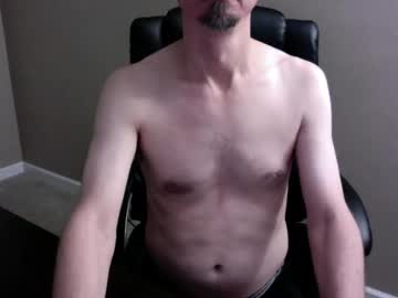 John757533 Chaturbate stream image from January 16, 2025