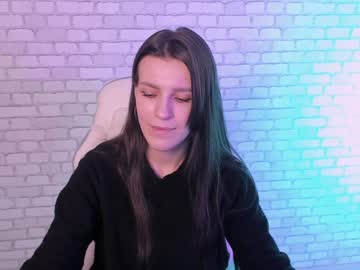 Kiminonawwa Chaturbate stream image from January 16, 2025