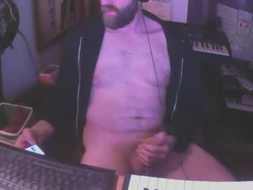 Piningforever Chaturbate stream image from January 16, 2025