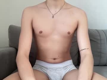 Wwfdwg Chaturbate stream image from January 16, 2025