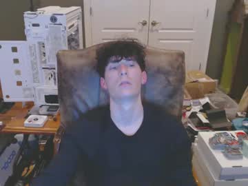 Monmel222 Chaturbate stream image from January 16, 2025