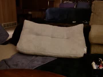 Oopsieeyes Chaturbate stream image from January 16, 2025