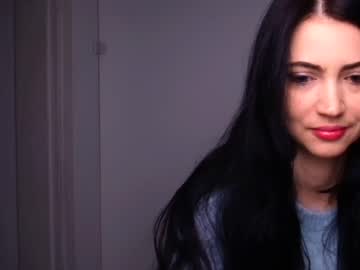 Camilla_More Chaturbate stream image from January 16, 2025