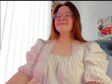Debbiewood Chaturbate stream image from January 16, 2025