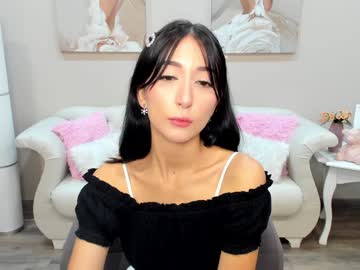 Nicolelimp Chaturbate stream image from January 16, 2025