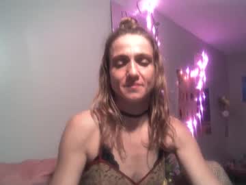 Badgreta Chaturbate stream image from January 16, 2025