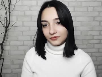 Veryveryshygirl Chaturbate stream image from January 16, 2025