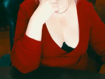 Charlottextasty Chaturbate stream image from January 16, 2025