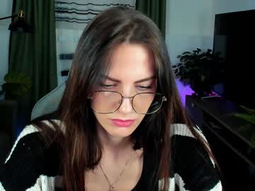 Emilywiled Chaturbate stream image from January 16, 2025