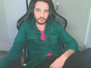 Lah19 Chaturbate stream image from January 16, 2025