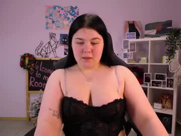 Madisonmongomery Chaturbate stream image from January 16, 2025