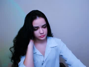 Monikatelli_ Chaturbate stream image from January 16, 2025