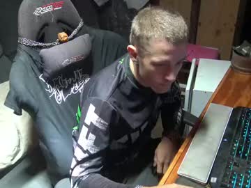 Nezzey Chaturbate stream image from January 16, 2025