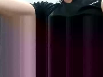 Robert45l Chaturbate stream image from January 16, 2025