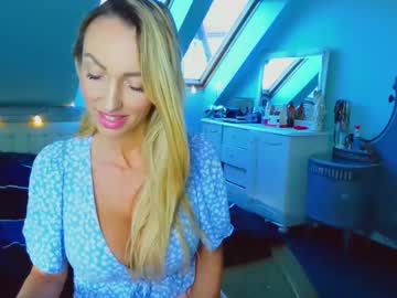 Emilachat Chaturbate stream image from January 16, 2025