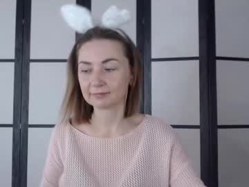 Ustinaaaj Chaturbate stream image from January 16, 2025