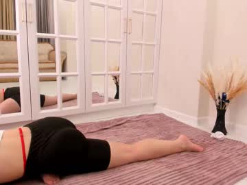 Arlettedryer Chaturbate stream image from January 16, 2025