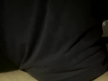 Luvs2lickhotlips Chaturbate stream image from January 16, 2025