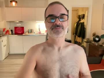 Maxbow Chaturbate stream image from January 16, 2025