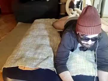 Moonboy300 Chaturbate stream image from January 16, 2025
