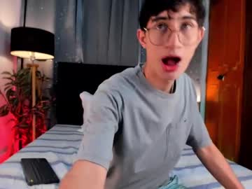 Novawheeler Chaturbate stream image from January 16, 2025