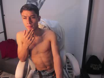 Charlieeblackk Chaturbate stream image from January 16, 2025