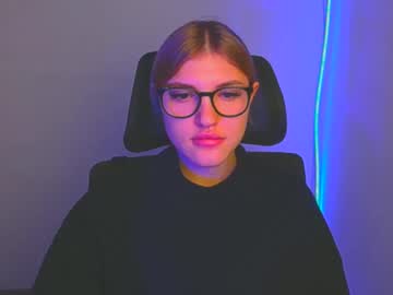 Elizabeth_Night Chaturbate stream image from January 16, 2025