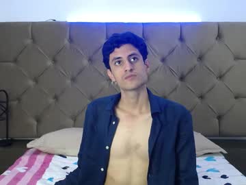Andysharph Chaturbate stream image from January 16, 2025