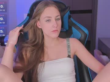Angelvibess Chaturbate stream image from January 16, 2025