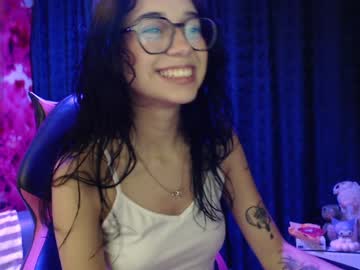 Hanaku_8 Chaturbate stream image from January 16, 2025