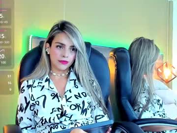 Maylinfox Chaturbate stream image from January 16, 2025