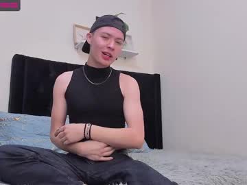 Max_Softpup Chaturbate stream image from January 16, 2025