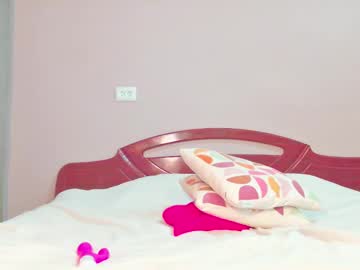 Sophiechan69 Chaturbate stream image from January 16, 2025