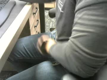 Voterki796 Chaturbate stream image from January 16, 2025