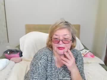 Flowerlover8 Chaturbate stream image from January 16, 2025