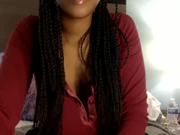 Miladreama Chaturbate stream image from January 16, 2025