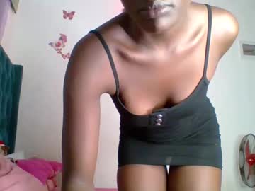 Sexyebony001 Chaturbate stream image from January 16, 2025