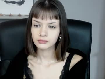 Vickyxflirt Chaturbate stream image from January 16, 2025
