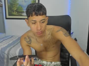 Carlitosex09 Chaturbate stream image from January 16, 2025