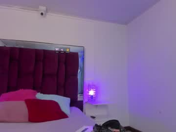 Maee_Angels Chaturbate stream image from January 16, 2025