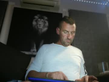 Therealkurva4u Chaturbate stream image from January 16, 2025