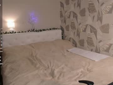 Violabloom22 Chaturbate stream image from January 16, 2025