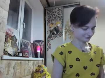 Dinacooper Chaturbate stream image from January 16, 2025