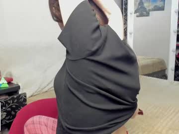 Luluu_L Chaturbate stream image from January 16, 2025