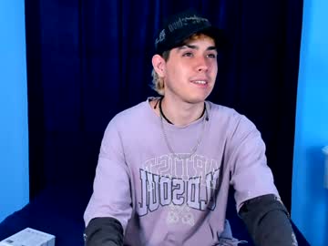 Axel_Cifer Chaturbate stream image from January 16, 2025